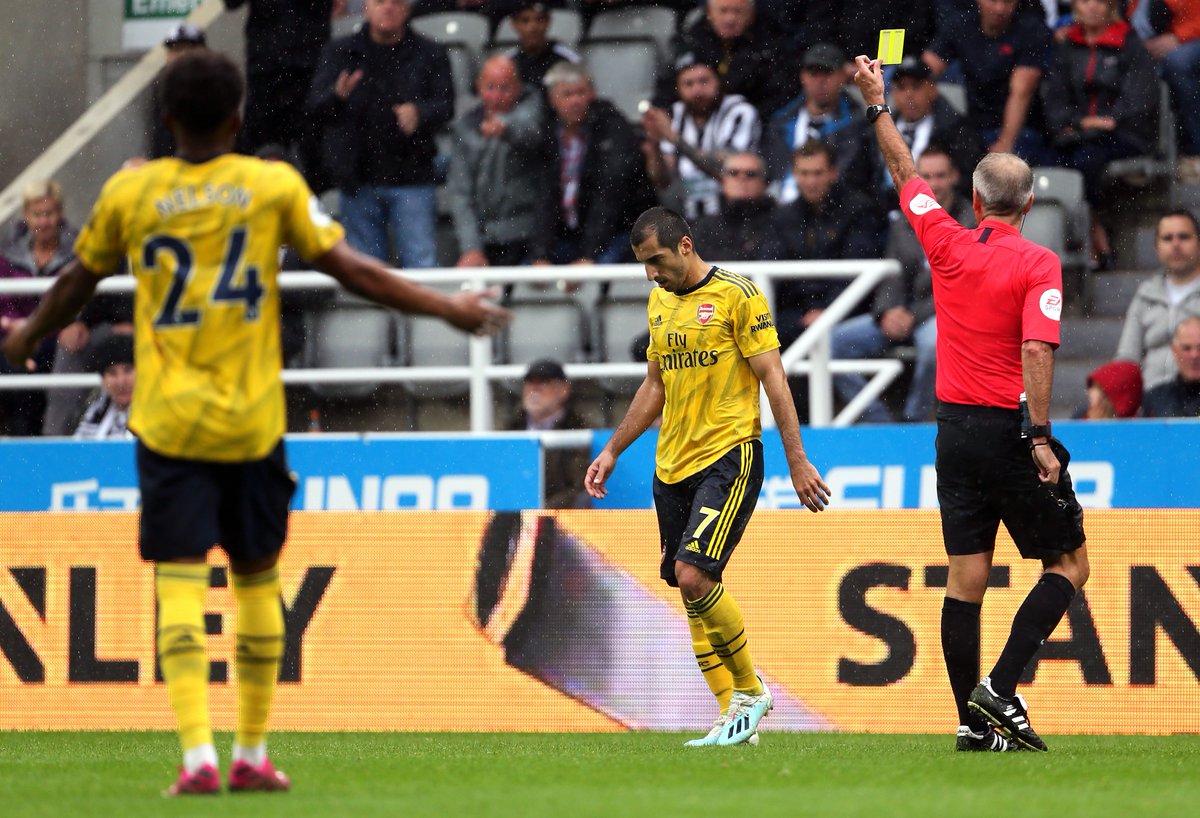 该不该批？姆希塔良半场丢球权15次，比其他人高出5倍