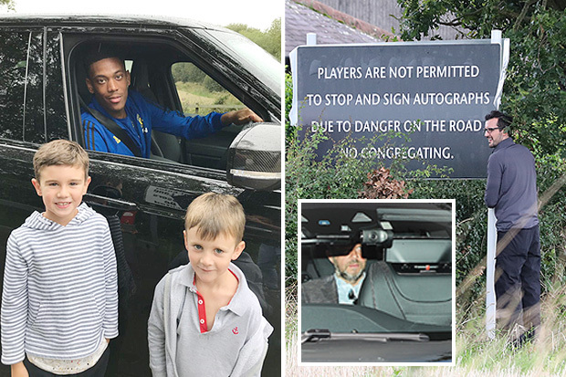 福利没了！<a href=https://www.310bf.com/tags-%E6%9B%BC%E8%81%94-0.html target=_blank class=infotextkey>曼联</a>在基地门口树警示牌，禁止球员停车签名