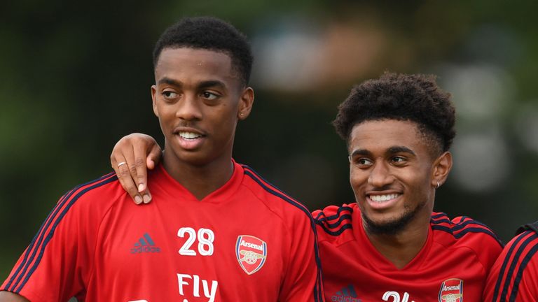 厄齐尔寄语枪手小将：要相信自己，要享受足球