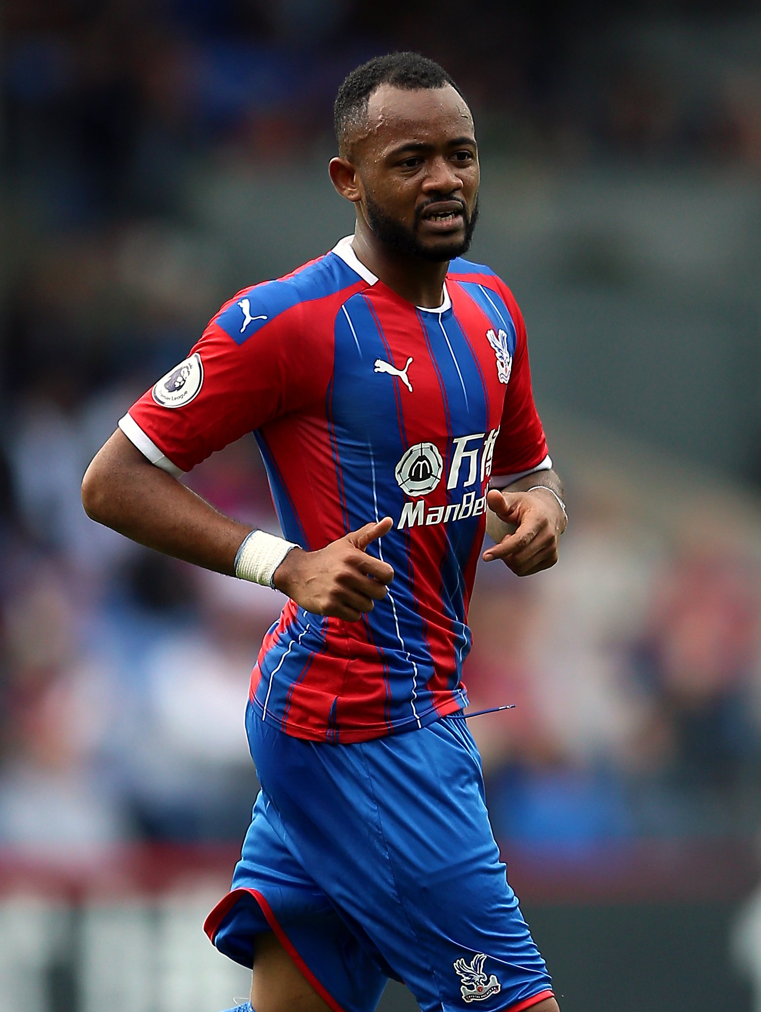 高效！水晶宫在<a href=https://www.310bf.com/tags-%E6%9B%BC%E8%81%94-0.html target=_blank class=infotextkey>曼联</a>禁区第一脚触球就进球