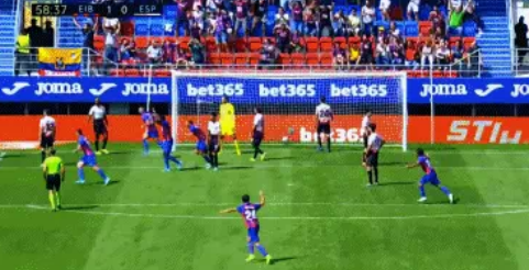 GIF：拉米斯小禁区内破门，埃瓦尔打破僵局