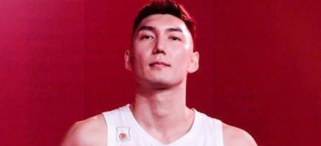 暖心,外甥女在校演讲中鼓励可兰白克-马坎