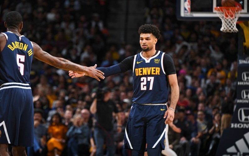 虎扑11月25日讯 在刚刚结束的掘金主场对阵太阳的常规赛中,掘金以116