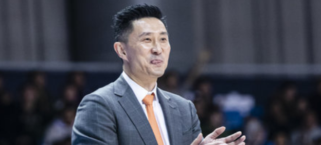 “假笑男孩”?杜锋:没有啊,我觉得自己笑的挺真诚