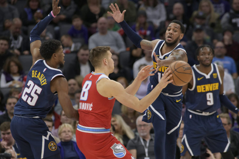 虎扑12月1日讯 近日,掘金主教练迈克-马龙接受了记者采访.