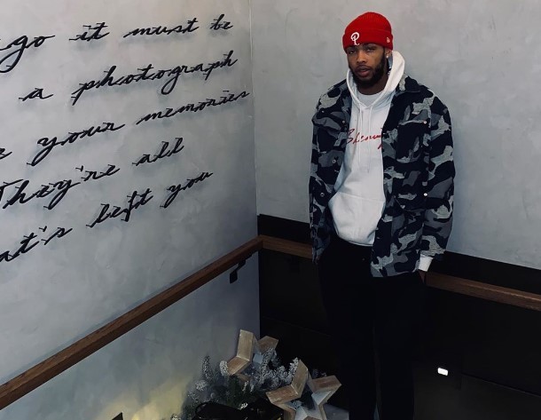 [流言板]英格拉姆更新ins晒帅气自拍:我会去继续对抗这些艰险