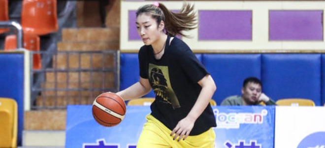 李梦晒视频祝自己生日快乐:希望自己平安、健康、幸福