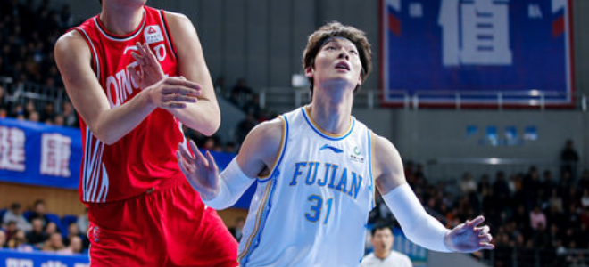 难阻失利!王哲林全场得到36分11个篮板3次封盖