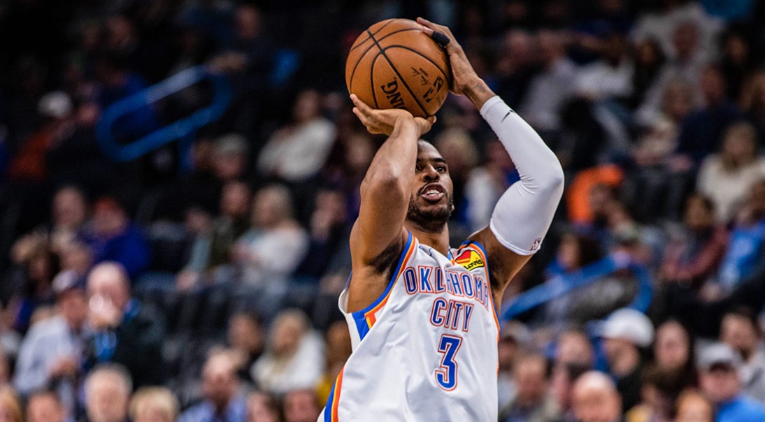 多诺万谈保罗:他今晚打的很好,在很多方面带领我们前进