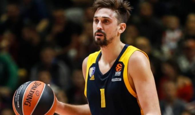 经纪人：不会排除亚列克谢-施韦德返回NBA的可能性