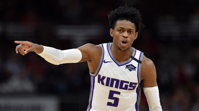 福克斯等人为萨城受疫情影响的人们送出1000多份食物