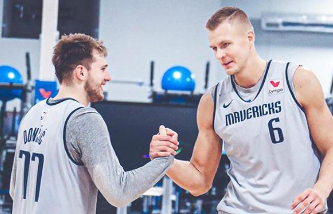 波尔津吉斯：我与东契奇的化学反应只会越来越好