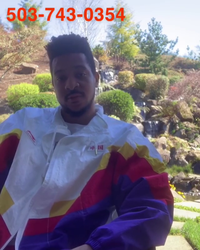 保持社交距离，麦科勒姆在线留电话欢迎网友交流联系