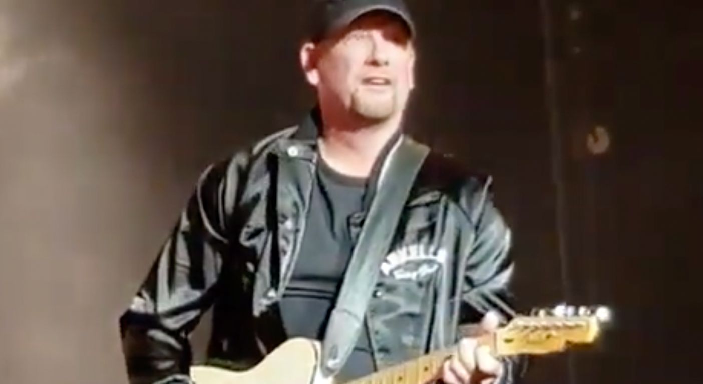 更爱古典钢琴还是电子钢琴？纳斯：我全都要