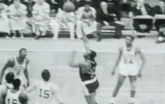 上古神兽！1962年的今天，埃尔金-贝勒总决赛G5砍61分