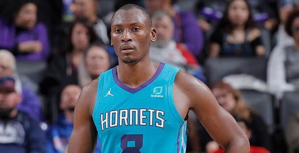 为刚果送百万美元物资！比永博：看到家乡受灾让我心碎