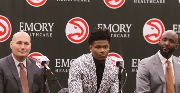 老鹰总经理：雷迪什未来很光明，有机会成为顶级防守球员