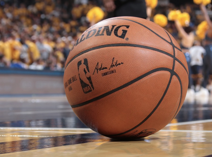 五月中旬起，NBA球员薪水中将有25%延迟发放