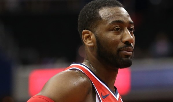 沃尔：感谢医护等抗疫一线的人员，他们冒着生命危险在工作