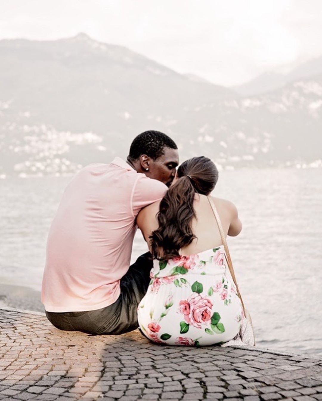 波什晒照为妻子庆生：你拥有让世界变美好的热情