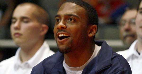 乔丹大儿子杰弗里：希望纪录片能够展现父亲真实的一面