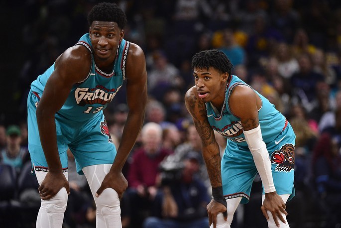 年轻双熊，灰熊发布莫兰特和杰克逊的赛季合照图集