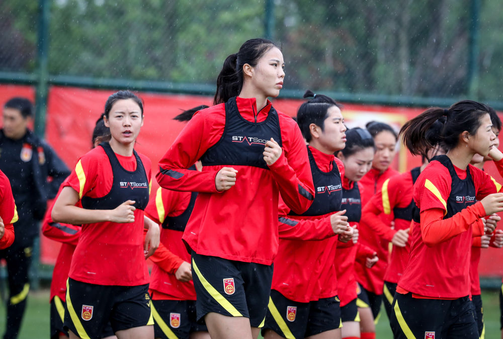 中国女足队员：最重要还是做好自己，有信心能击败韩国