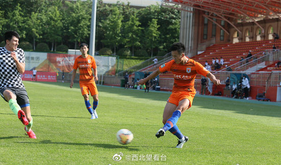 热身赛：段刘愚、李海龙破门，鲁能2-1黄海