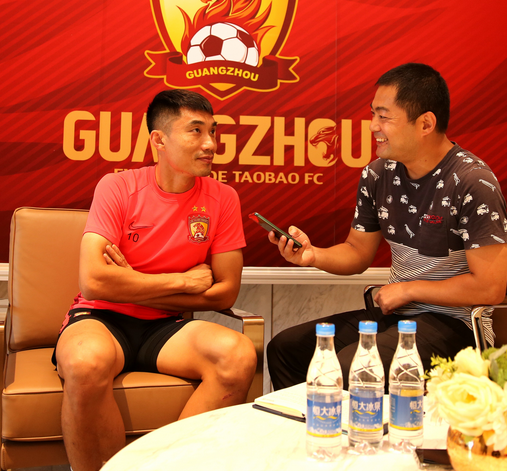 郑智：希望能够成为优秀教练，为恒大和中国足球做贡献