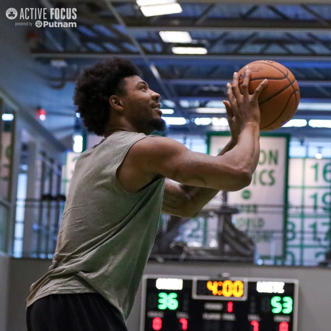 凯尔特人官方推特发布斯马特、沃克等球员最新训练图集