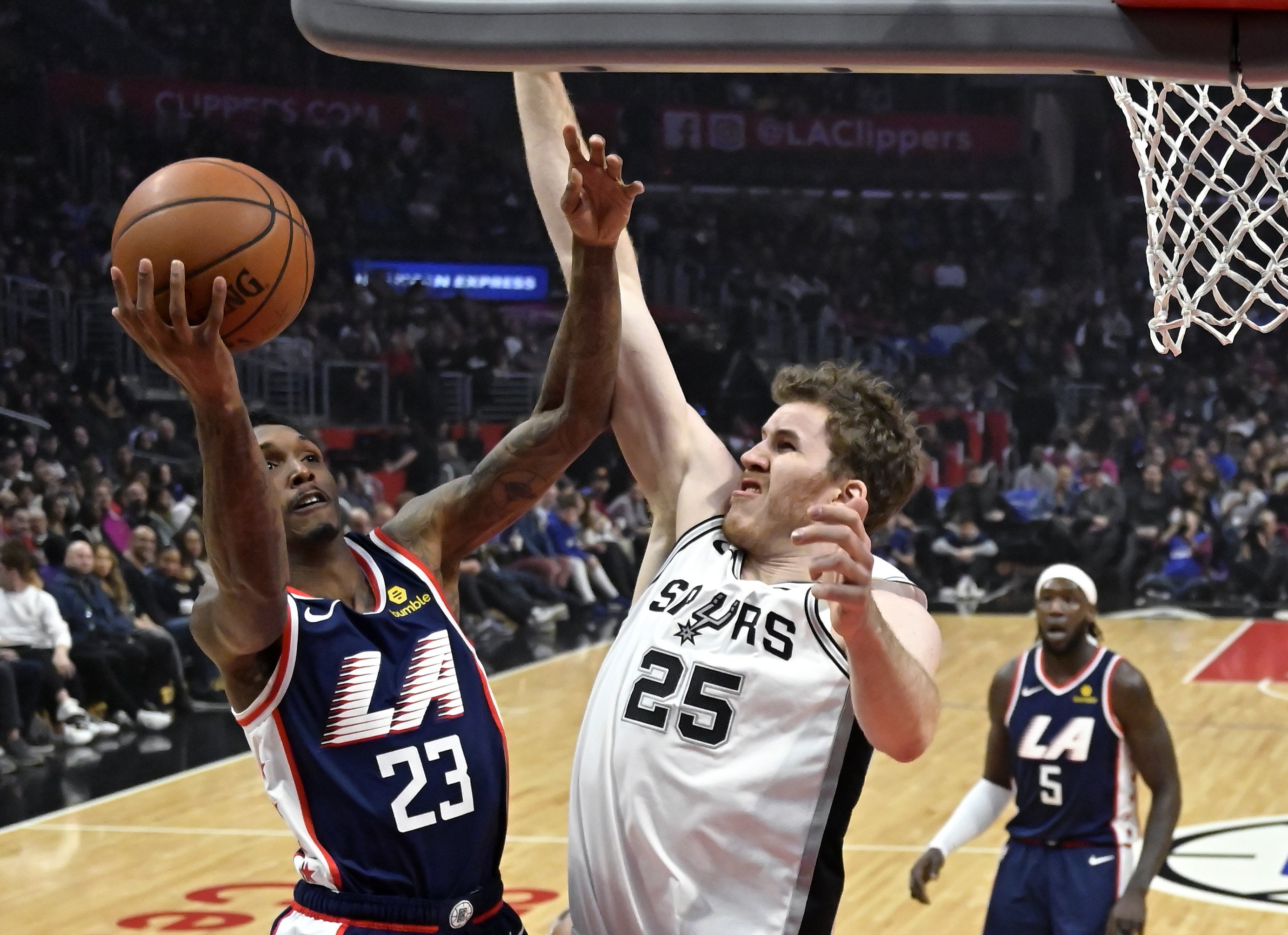 珀尔特尔：我的膝盖已经恢复健康，复赛后每场比赛都重要