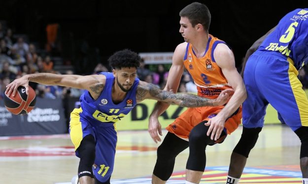 所在大楼有新冠肺炎确诊病例,泰勒-多西已经被隔离