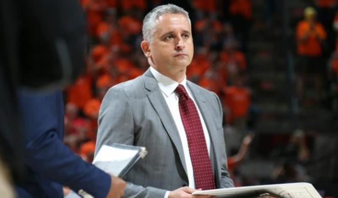 科科什科夫会跟随国王打完本赛季的复赛