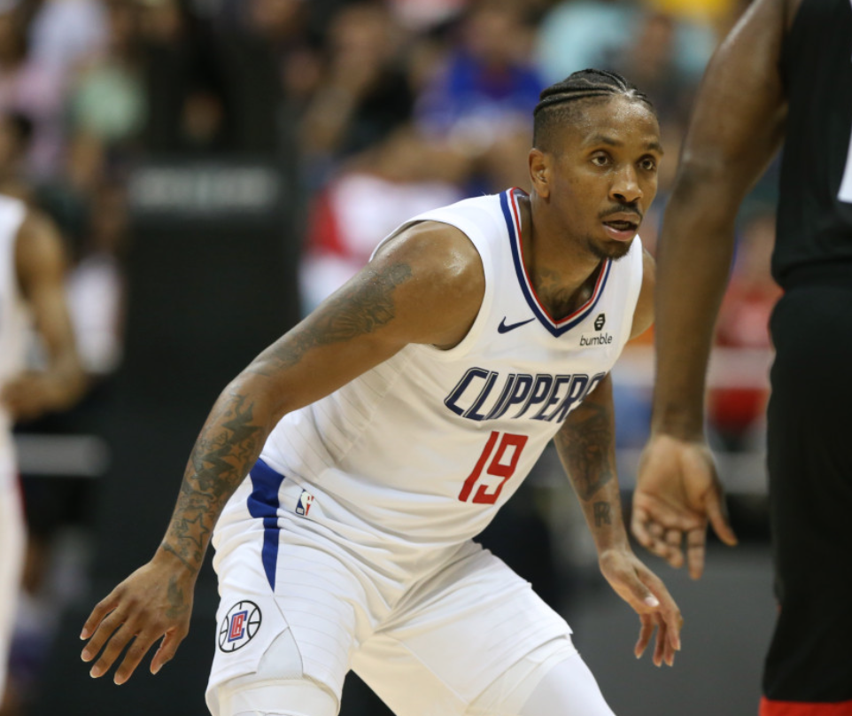 罗德尼-麦格鲁德选择“和平”作为球衣背后的展示内容