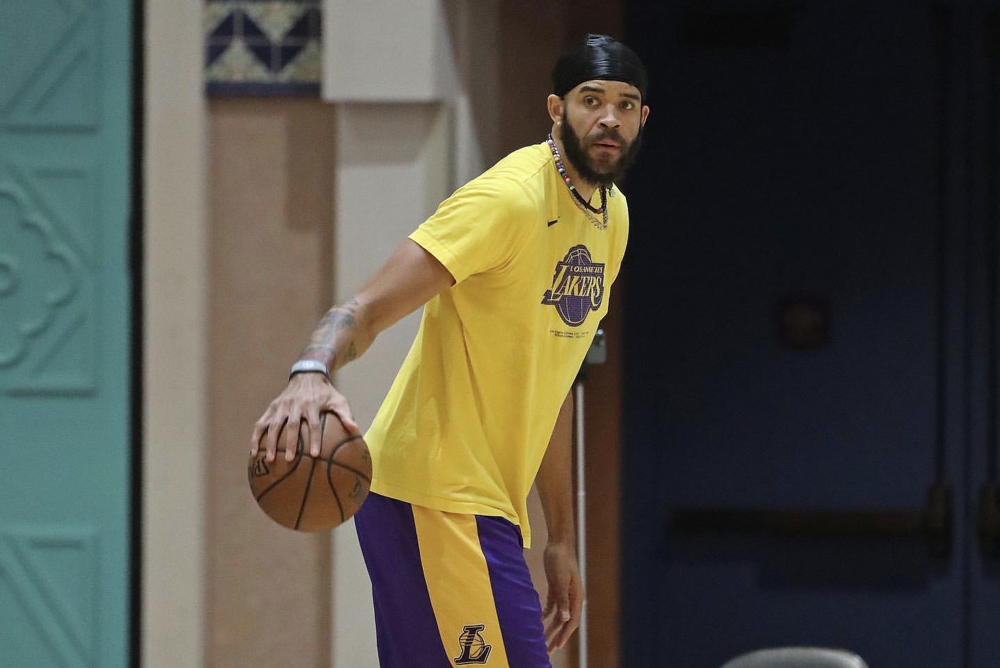 麦基晒个人训练照：用什么词来描述？