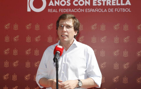 马德里市长：虽然我是马竞铁杆球迷，但本周我支持皇马