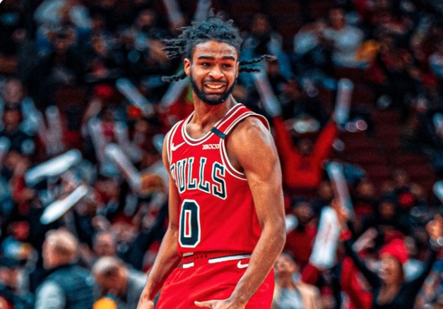 公牛晒科比-怀特停赛前最后9场数据：场均26.1分4.2助攻