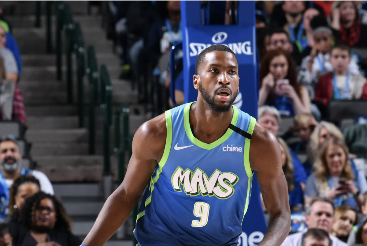 卡莱尔：迈基吉和伯克接近抵达，由于规定我不能透露更多