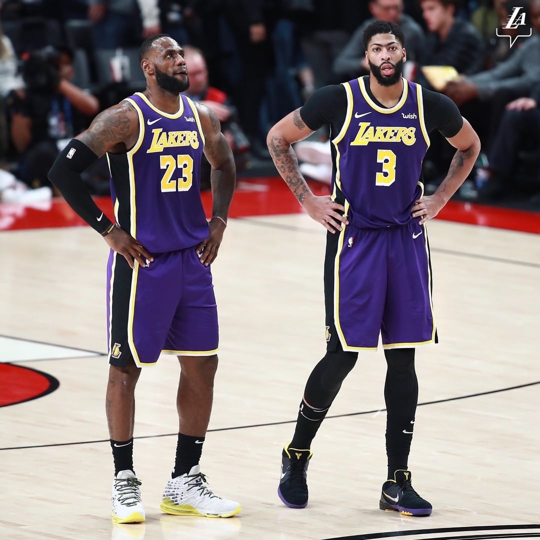 沃格尔：我相信詹姆斯应该得MVP，而且戴维斯应该得DPOY