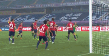 GIF：朴成中路扫射破门，国安扩大领先优势