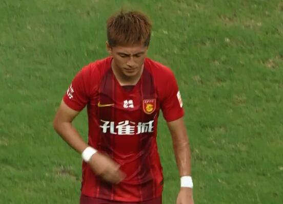 GIF：赛季第一红！丁海峰防守犯规被罚下