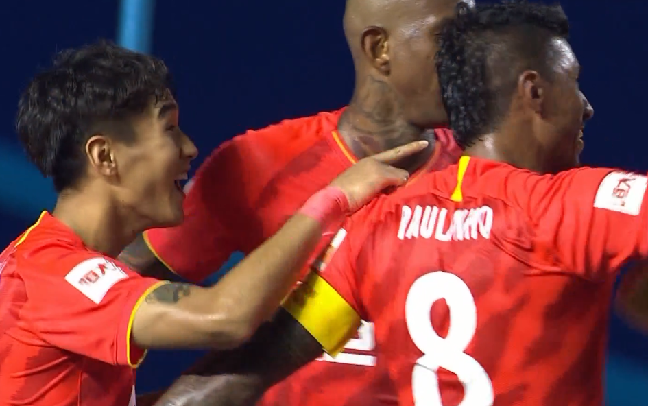 GIF：2场3球！韦世豪破门，恒大2-0领先富力