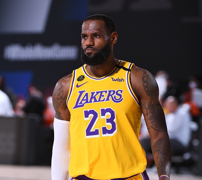 詹姆斯生涯第167场取得25分10助 ABA与NBA合并后历史最多