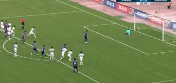 GIF：陈曾禁区内手球送点肖智命中，泰达1-0永昌