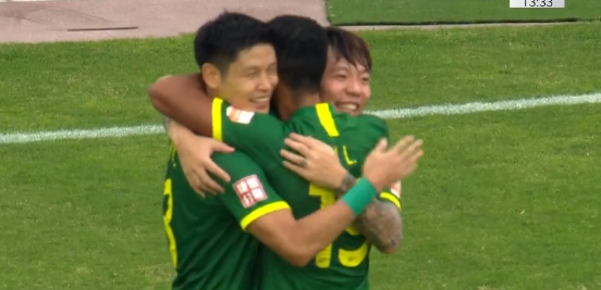 GIF：张稀哲角球助攻于洋头球得分，国安1-0黄海