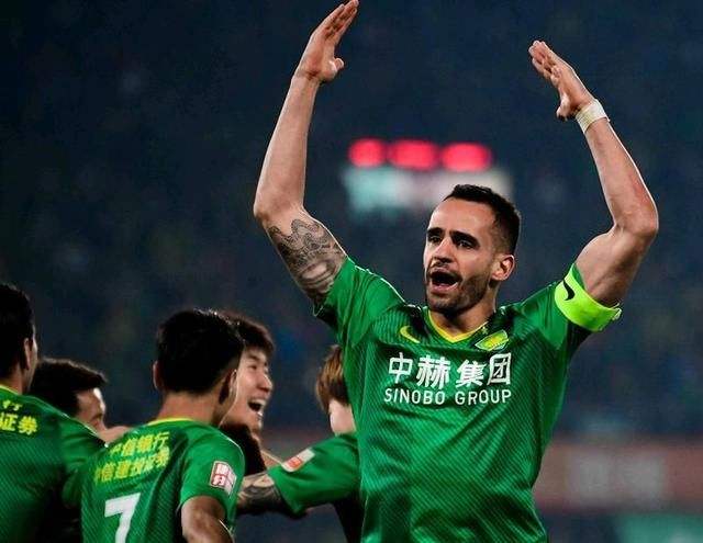 记者：奥古参加第二阶段联赛问题不大；舒尼奇已到中国