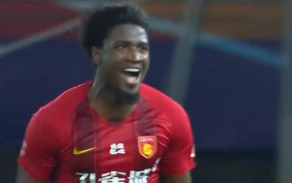 GIF：丁海峰助攻马尔康头球破门得分，华夏幸福绝杀泰达！