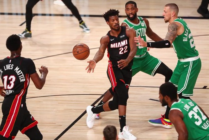 巴特勒砍下24分9篮板3助攻,德拉季奇砍下22分5篮板3助攻