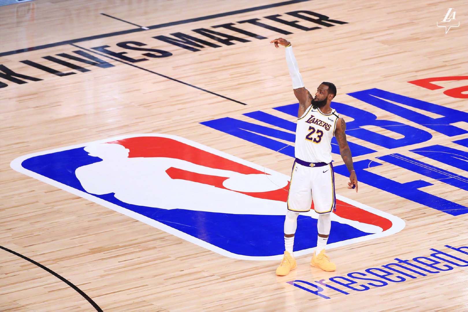 记者：三位NBA球员表示他们相信新赛季12月23日揭幕