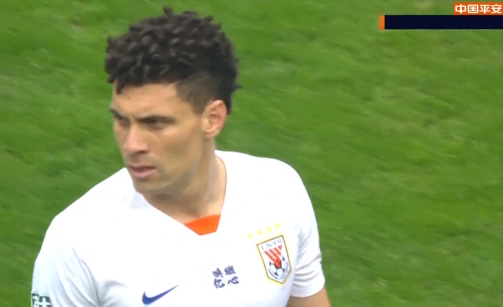 GIF：闪电破门！刘彬彬助攻莫伊塞斯进球，鲁能1-0重庆